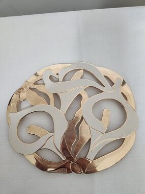 Wm. A. Rogers Cala Lily Trivet